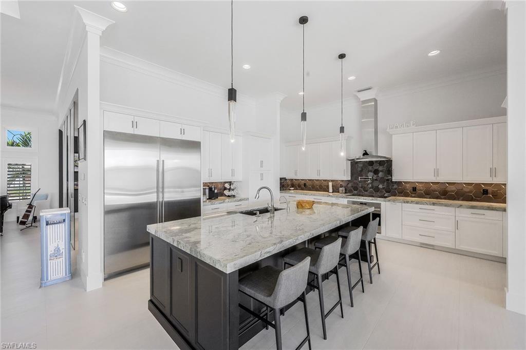 MARCO ISLAND - Residential