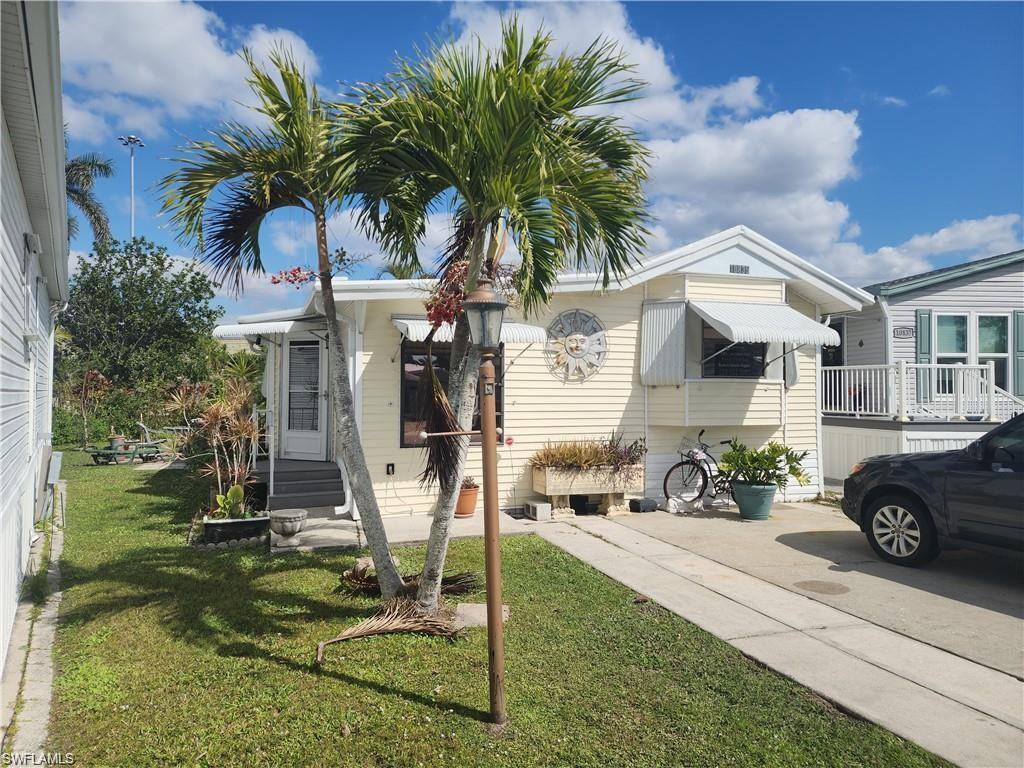 CORKSCREW WOODLANDS - Residential