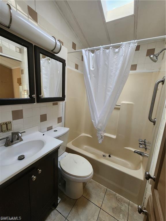 CORKSCREW WOODLANDS - Residential