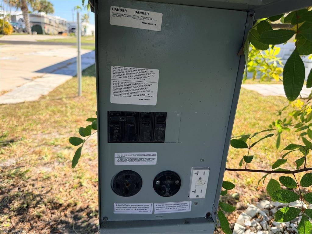 PALMETTO PALMS R V - Land