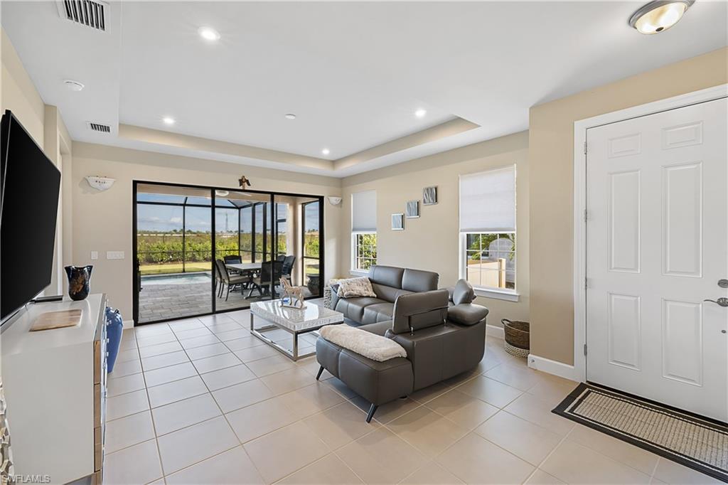 ESPLANADE BY THE ISLANDS - Residential