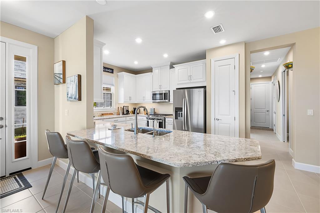 ESPLANADE BY THE ISLANDS - Residential