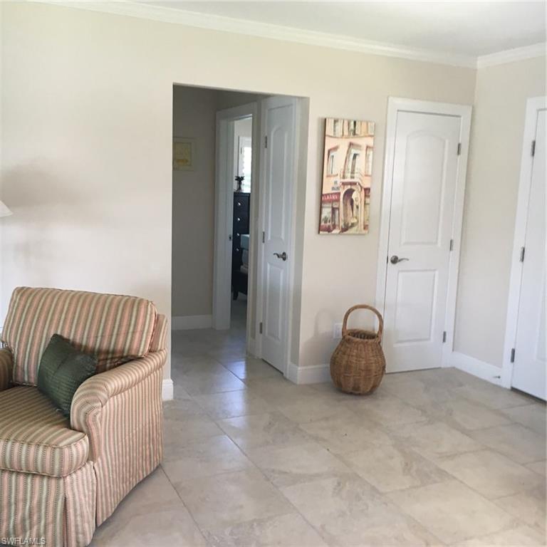 MARCO BEACH - Residential