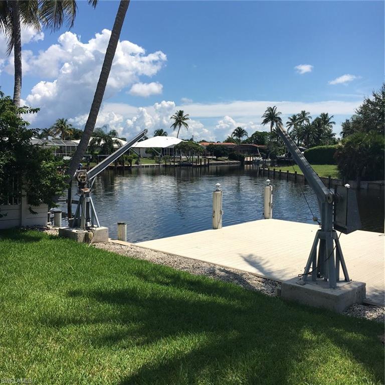 MARCO BEACH - Residential