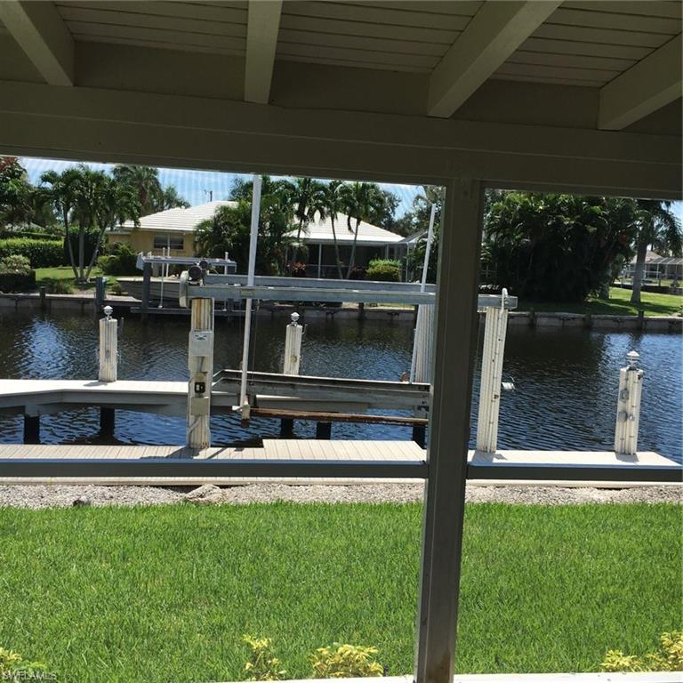 MARCO BEACH - Residential