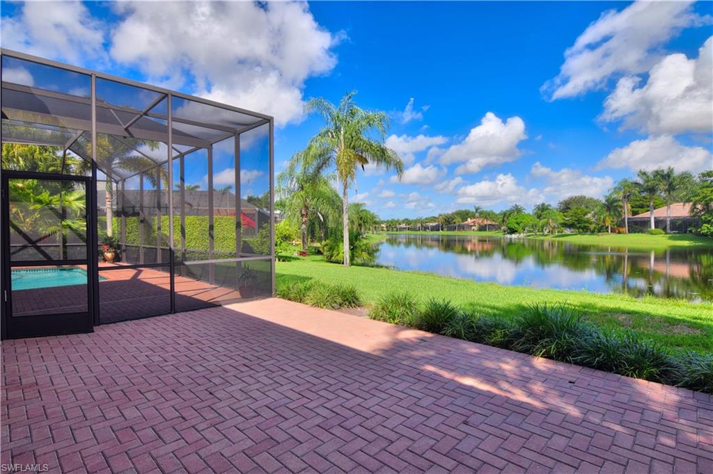 LONGSHORE LAKE - Residential