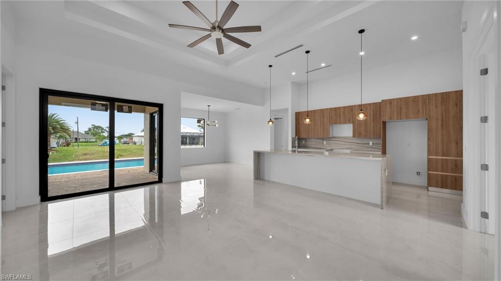 CAPE CORAL - Residential Lease