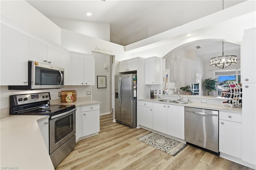 WILLOWBROOK - Residential