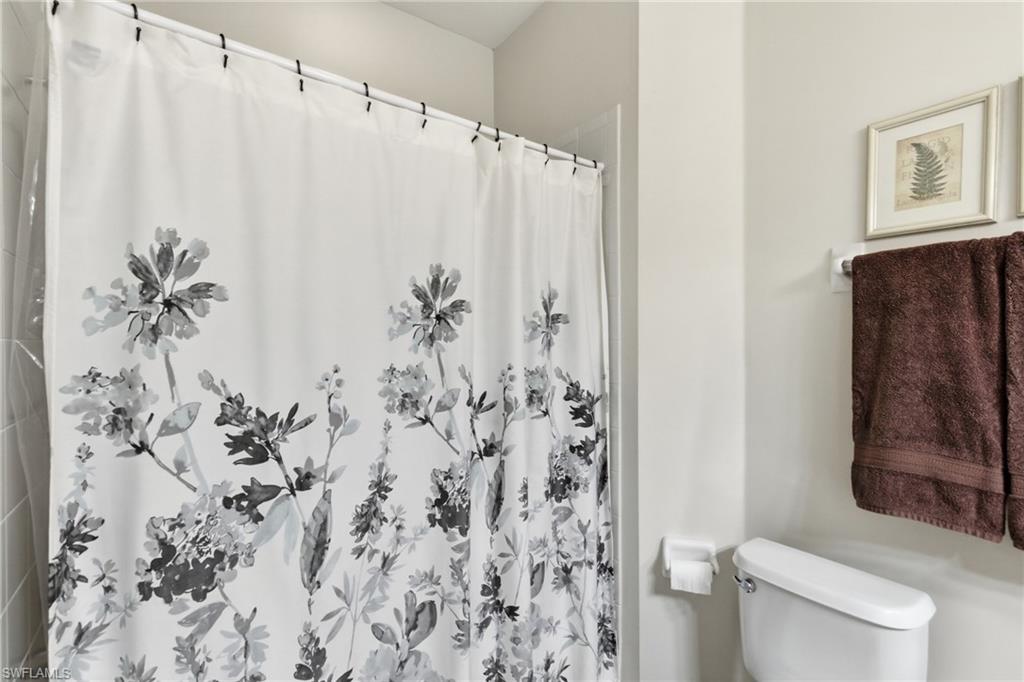 WILLOWBROOK - Residential