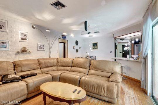 LOGAN WOODS - Residential