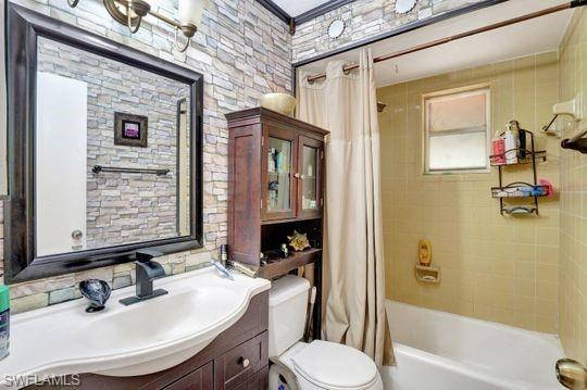 LOGAN WOODS - Residential