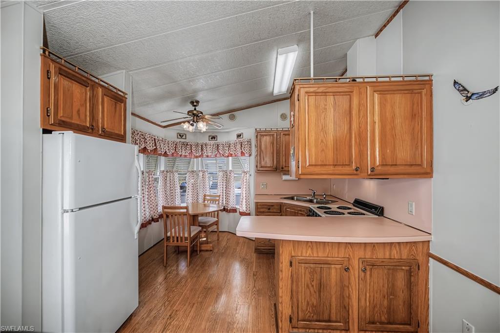 FOUNTAIN VIEW RV RESORT - Residential