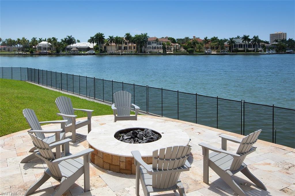 MARCO BEACH - Residential