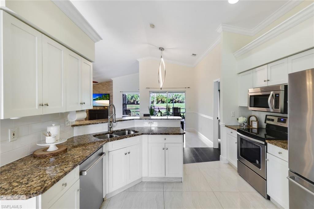 STONEYBROOK - Residential