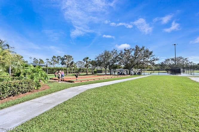 STONEYBROOK - Residential