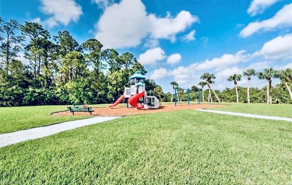 SHADOW LAKES - Residential