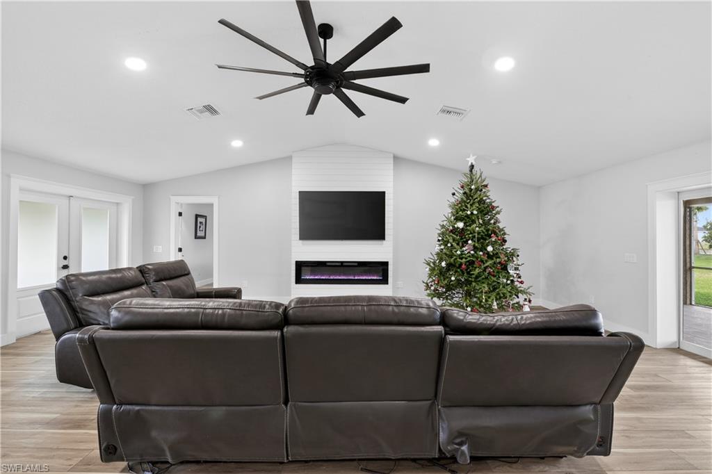 NORTH FORT MYERS - Residential