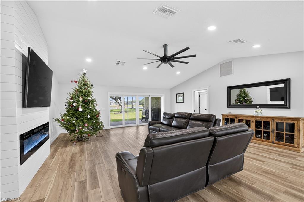 NORTH FORT MYERS - Residential