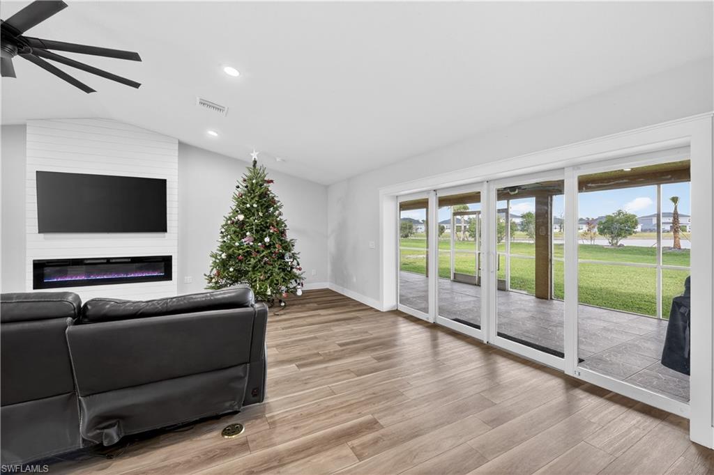 NORTH FORT MYERS - Residential