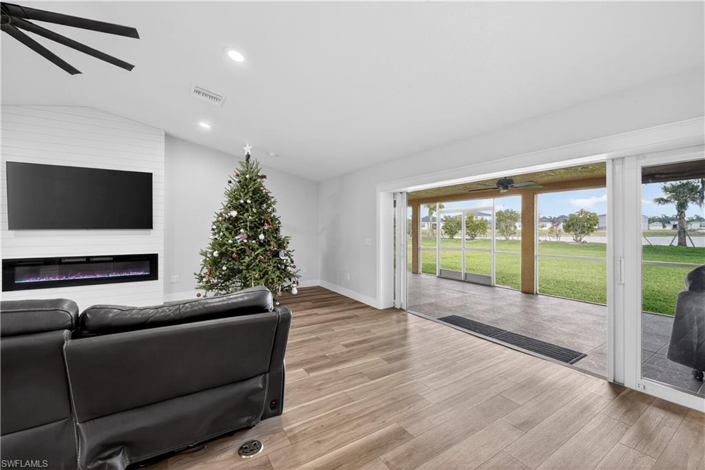 NORTH FORT MYERS - Residential