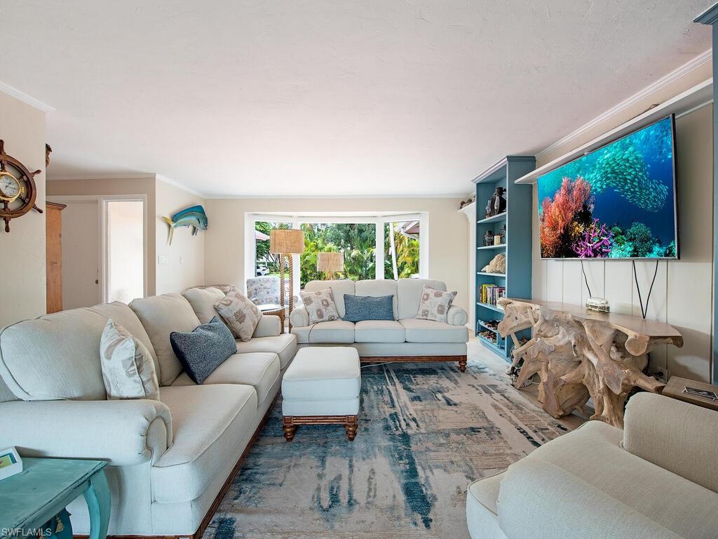 ROYAL HARBOR - Residential