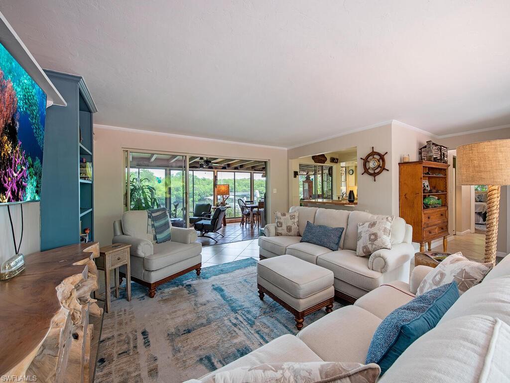 ROYAL HARBOR - Residential