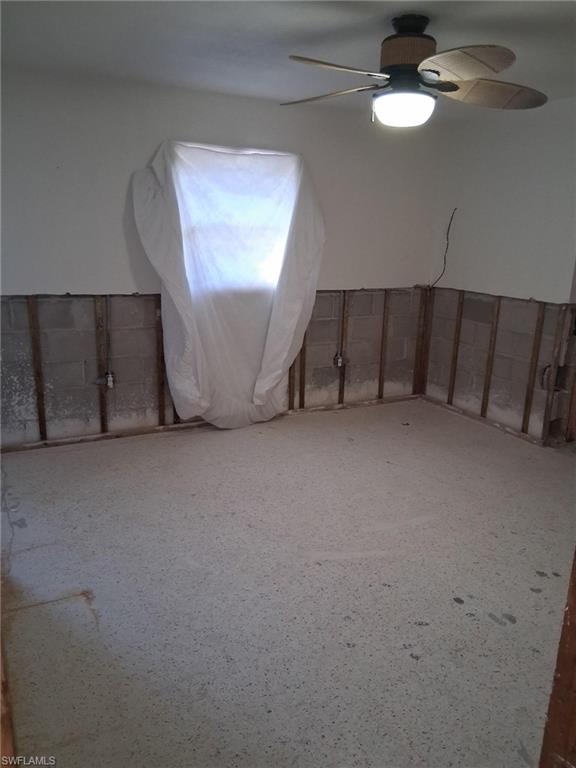 AQUA ISLES - Residential