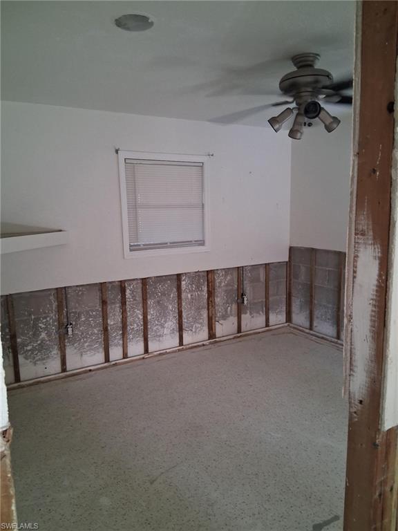 AQUA ISLES - Residential