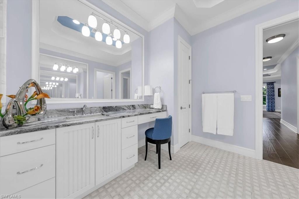 MOORINGS - Residential