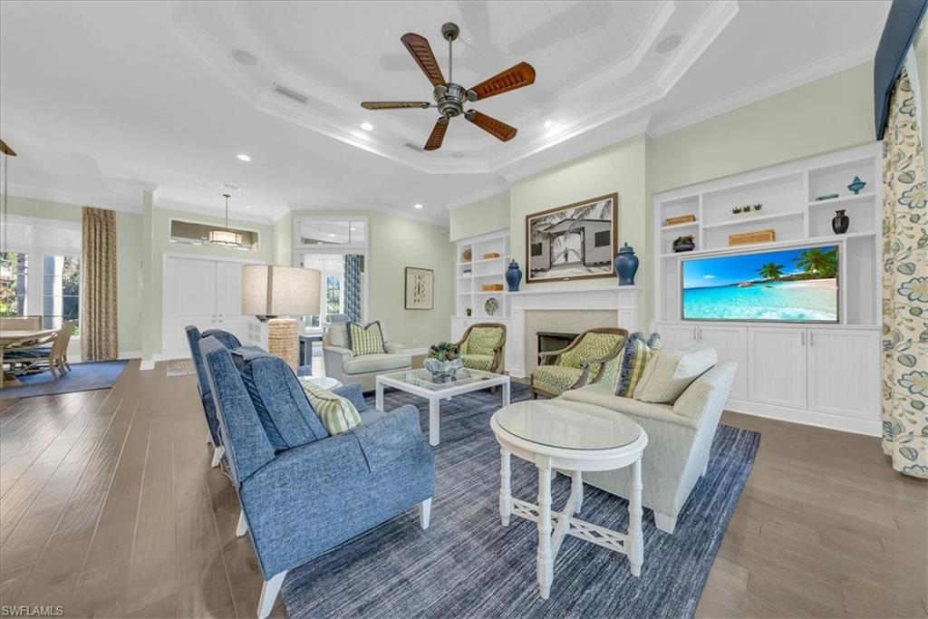 MOORINGS - Residential