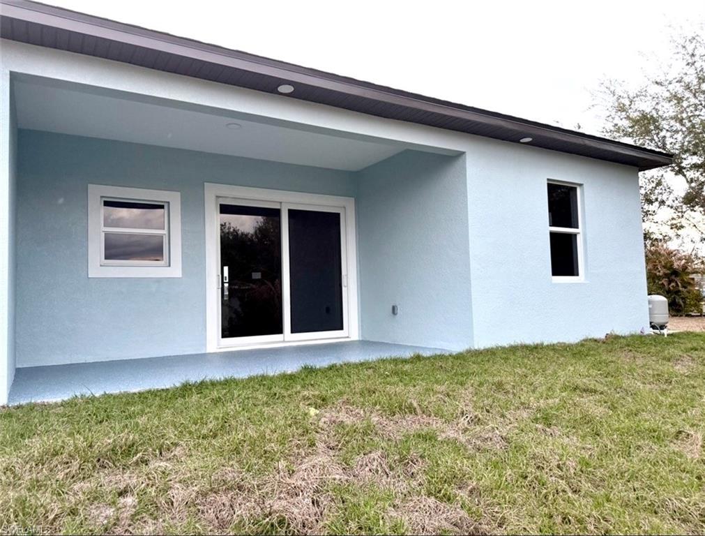 LEHIGH ACRES - Residential