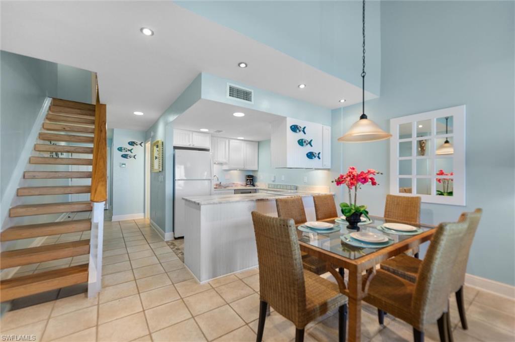 GULF BEACH VILLAS - Residential