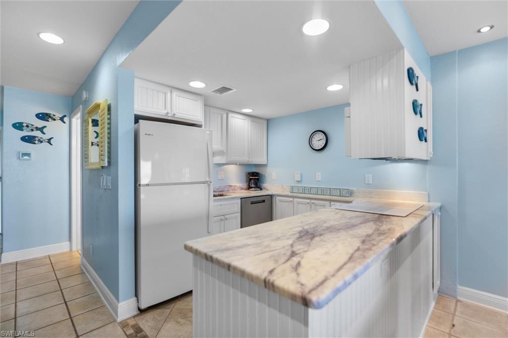 GULF BEACH VILLAS - Residential