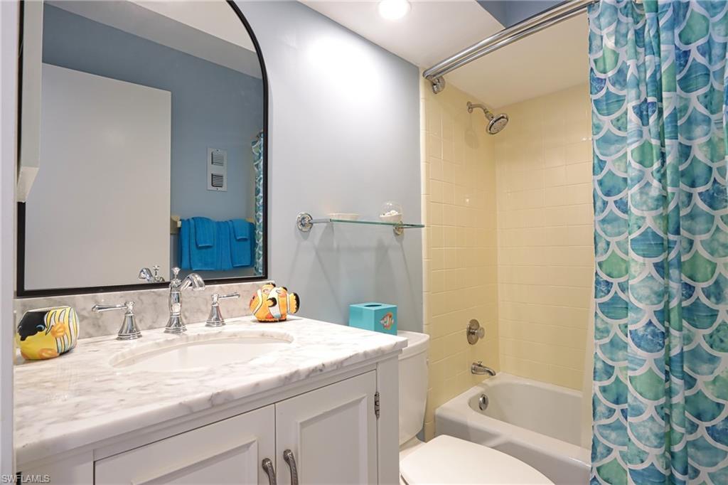 CASA BONITA I - Residential Lease