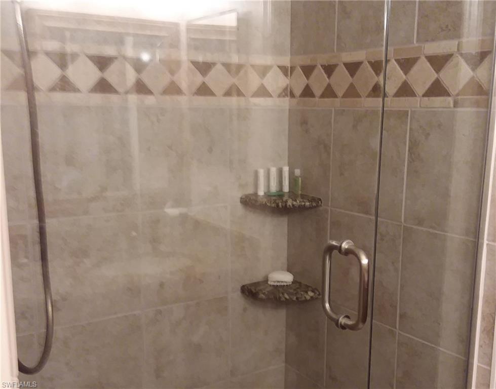 HIBISCUS POINTE - Residential