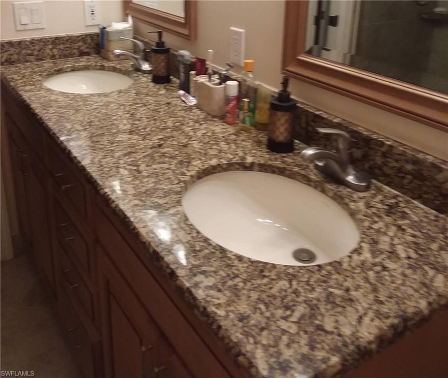 HIBISCUS POINTE - Residential