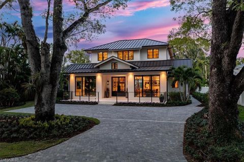 349 2nd AVE N NAPLES FL 34102