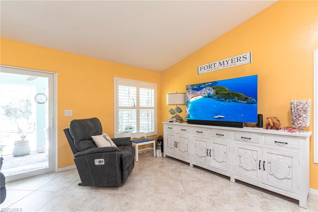 COLONY POINTE - Residential