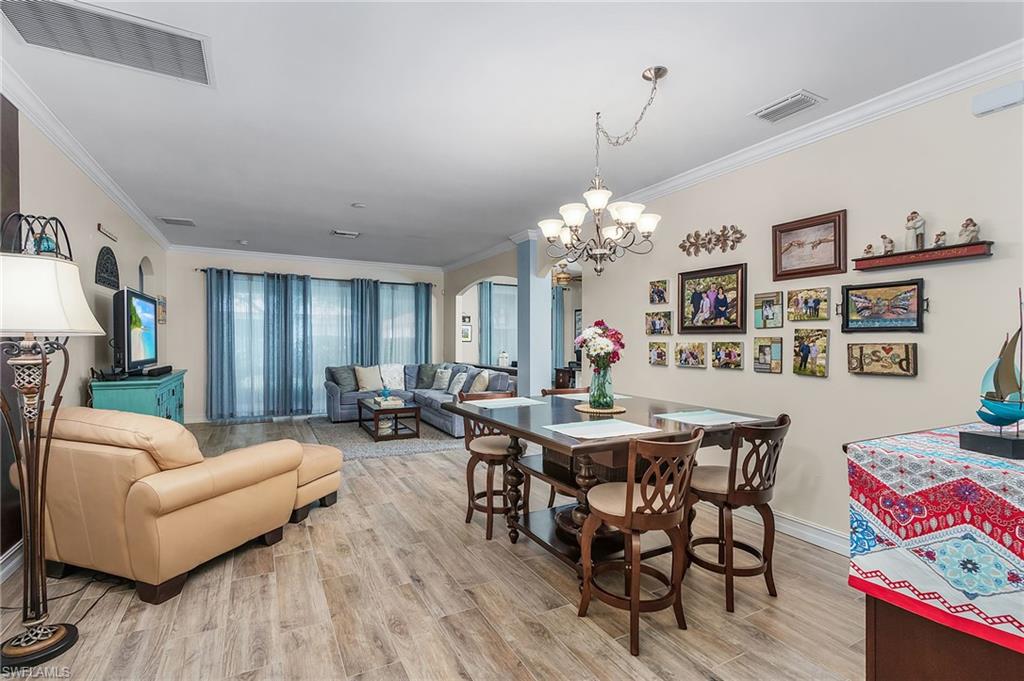 CASA DEL LAGO - Residential