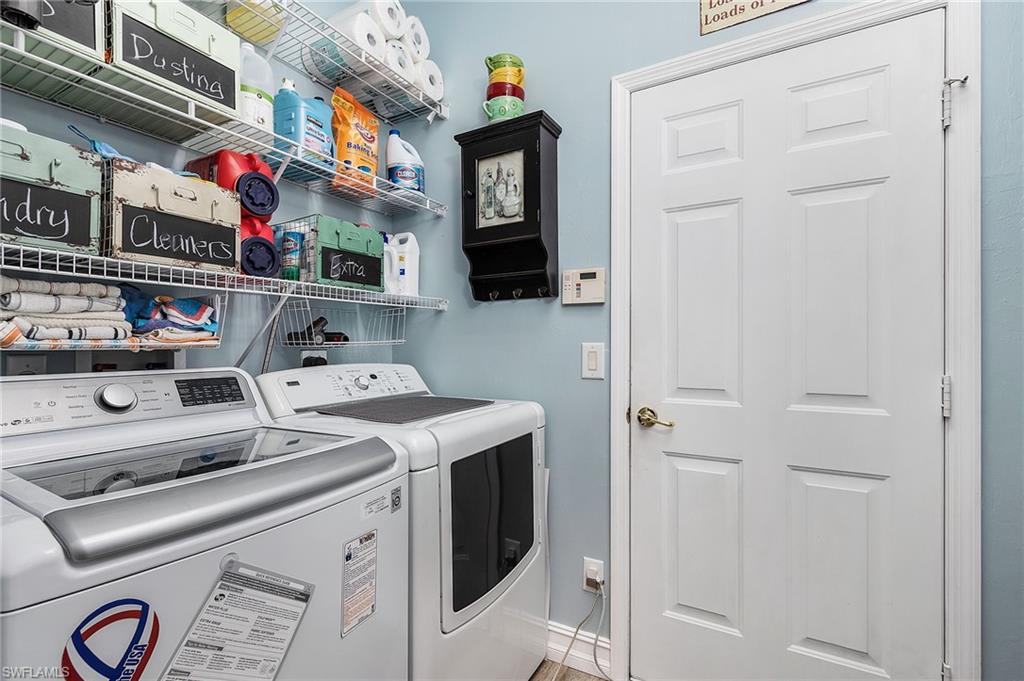 CASA DEL LAGO - Residential