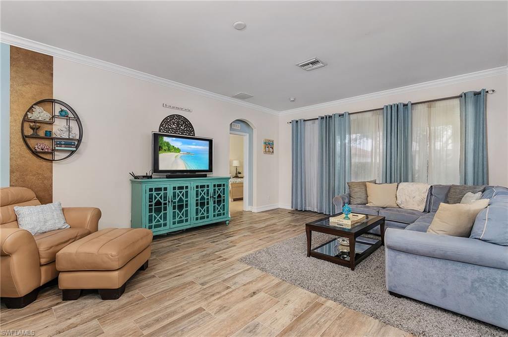 CASA DEL LAGO - Residential