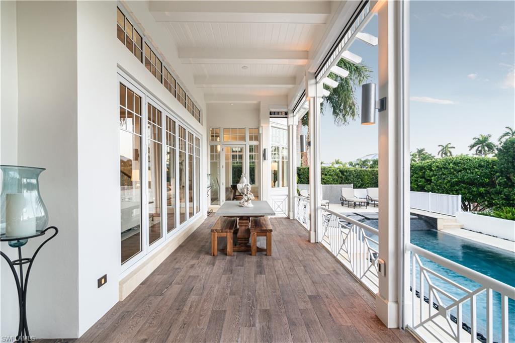 AQUALANE SHORES - Residential