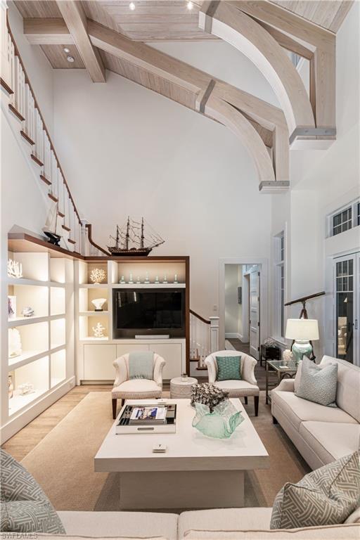 AQUALANE SHORES - Residential