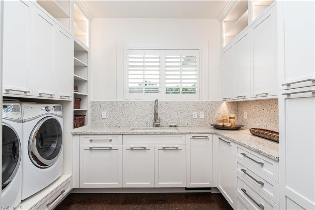 AQUALANE SHORES - Residential