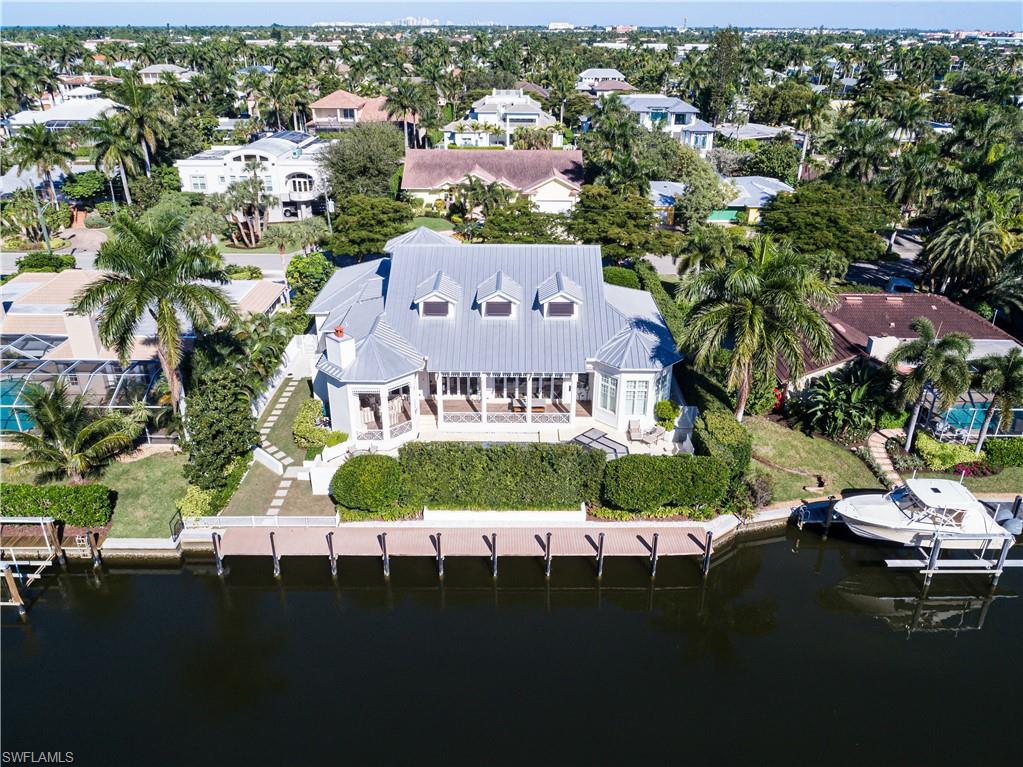 AQUALANE SHORES - Residential