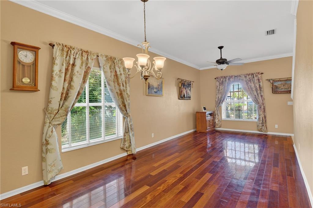 VALENCIA LAKES - Residential