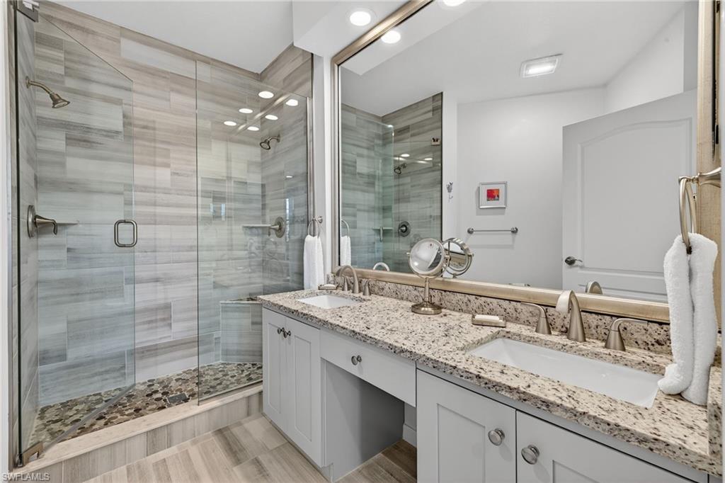 AVALON - Residential