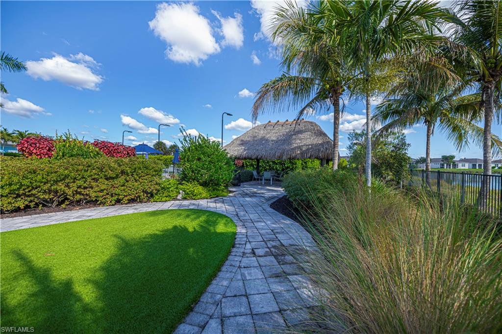 ENTRADA - Residential