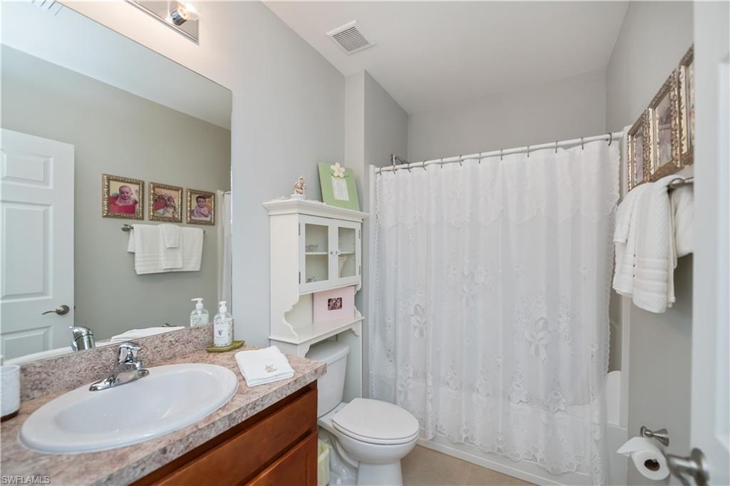 ENTRADA - Residential