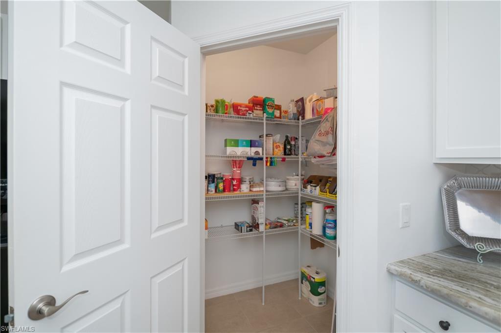 ENTRADA - Residential